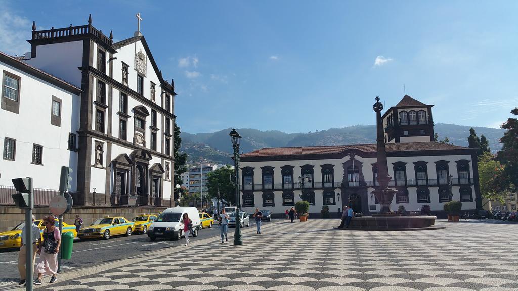 Edificio Charles 206 Apartment Funchal  Bagian luar foto